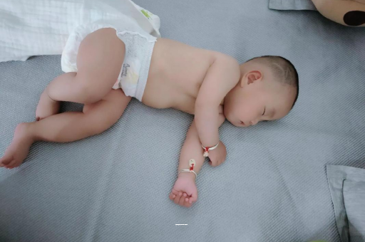 湘潭宝宝高烧怎么处理